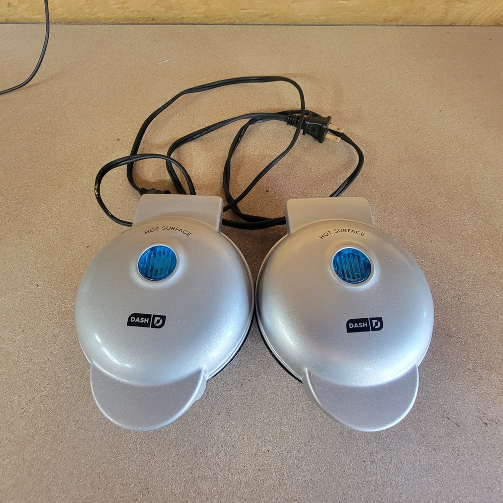 Mini Pancake & Waffle Maker Set